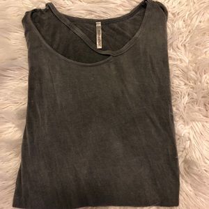 shoulder cut out quarter sleeve shirt!